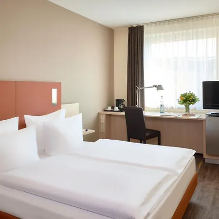 Hotel Essential by Dorint Berlin-Adlershof Exterior foto